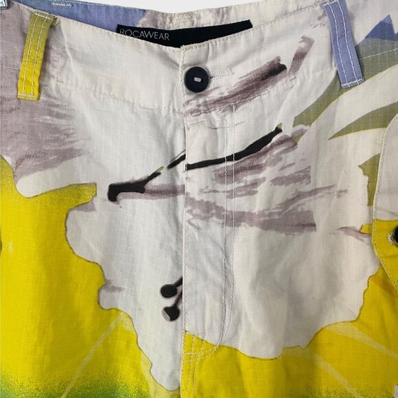 Rocawear Printed Cargo Shorts White Men's Size 36 Abstract Multicolor Utility - Picture 5 of 9